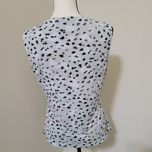 DKNY Medium Sleeveless Animal Print Front Gathered Ruching Twist Knot Knit Top - Picture 8 of 14